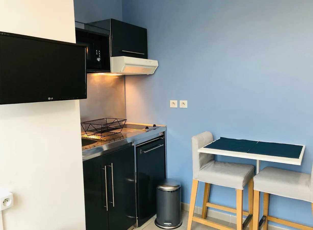 Central Studio Apartment Marseille 0*,